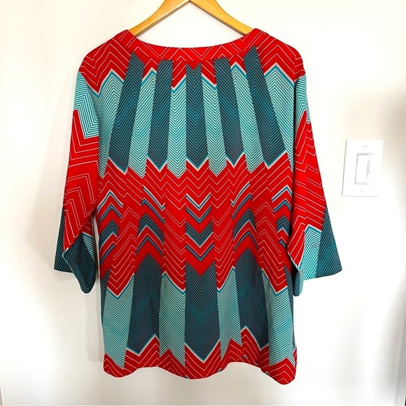 Anne Klein Geometric Pattern Long Sleeve Top - Picture 3 of 7